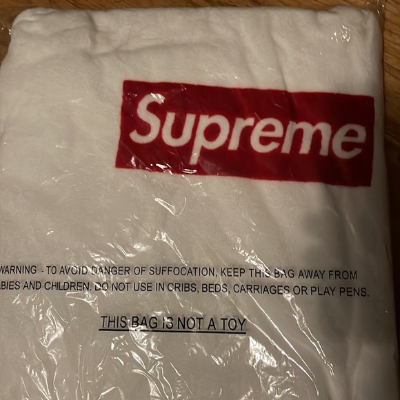supreme box logo beach towel